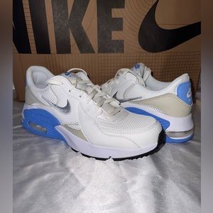 Womens Nike Air Max Excee Summit White/Wolf Gray Size 8